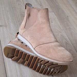 Sorel Light Brown Suede Chelsea Boots